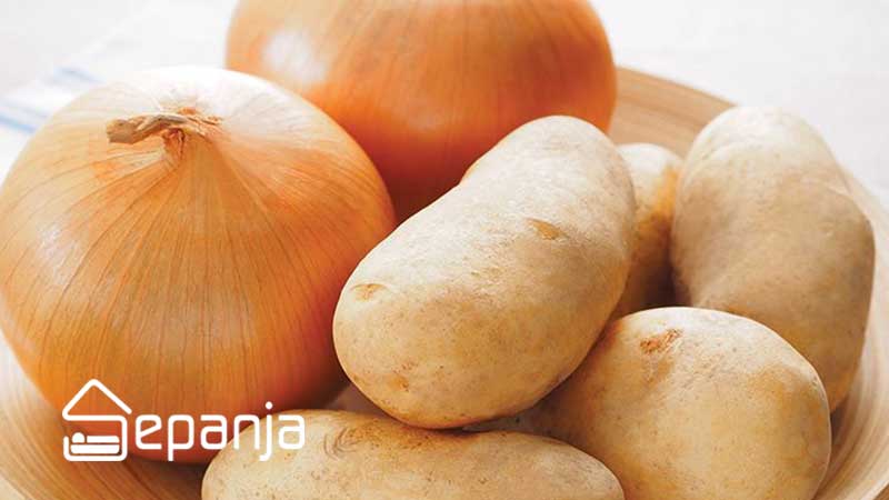استفاده از پیاز و سیب زمینی برای پخت غذا در سفر