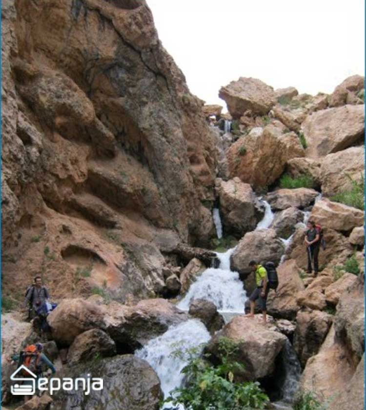 عکس های آبشار روستای لزور