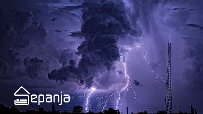 تخمین وضعیت آب و هوایی در سفر