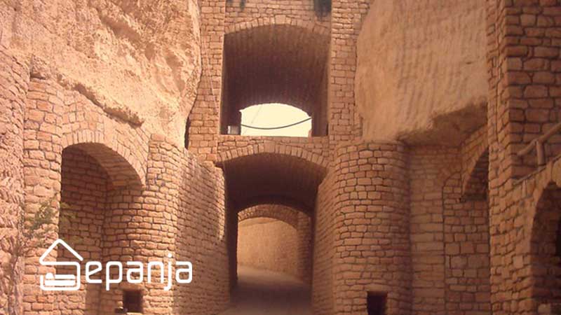شهر باستانی حریره کیش | راهنمای کامل بازدید از این جاذبه تاریخی | سپنجا 3 جاذبه های حریره کیش