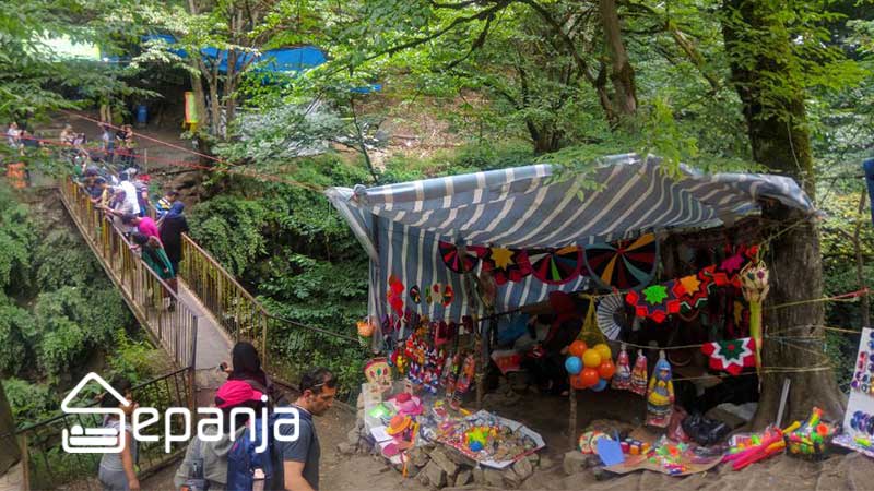 آبشار ویسادار رضوانشهر: جاذبه طبیعی گیلان | سپنجا 5 امکانات رفاهی آبشار ویسادار