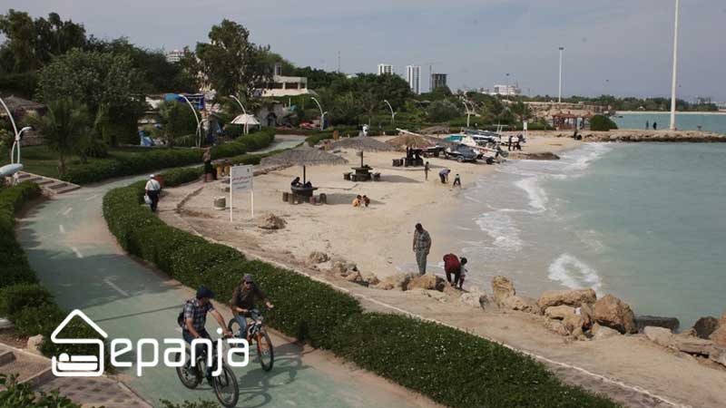 ساحل مرجان کیش؛ تفریحات و امکانات ساحلی | سپنجا 2 شانایی با ساحل مرجان کیش