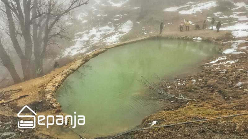 چشمه های آب معدنی ؛معجزه ای برای درمان بیماری ها + آبگرم های ایران 5 آبگرم رینه یکی از چشمه های آب معدنی ایران