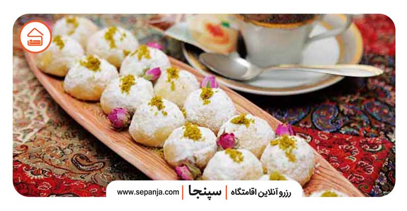 قطاب از خوردنی های خوشمزه کرمان