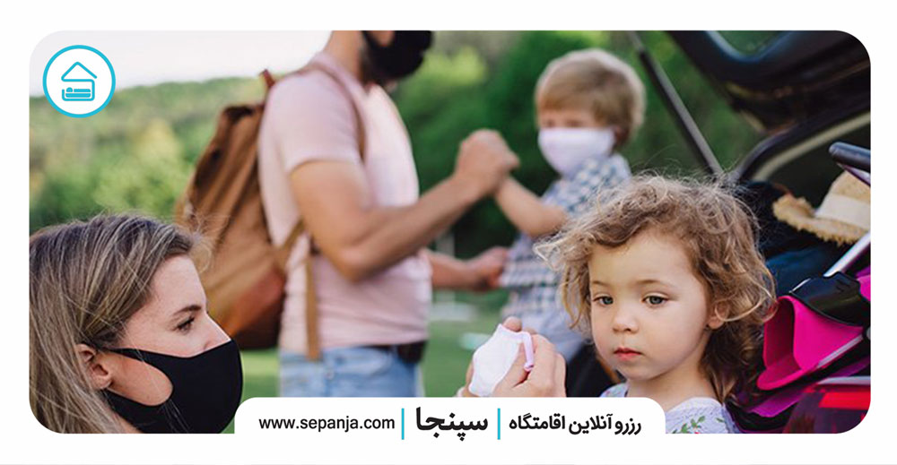 نکات کرونایی در سفر با خودرو که باید از آنها اطلاع داشته باشید! 5 نکات-کرونایی-در-سفر-با-خودرو-_-رعایت-فاصله-گذاری-اجتماعی