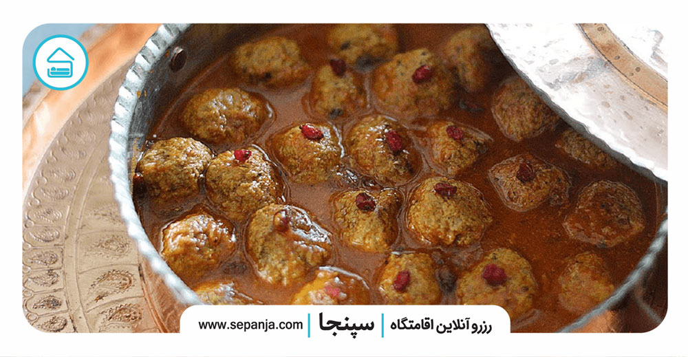راهنمای سفر به قم | اطلاعات مهم برای سفر به قم 3 غذاهای-محلی-قم