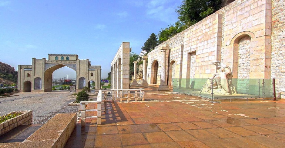آرامگاه خواجه کرمانی