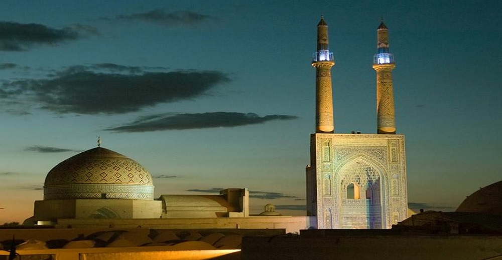 معرفی بهترین مکان های تفریحی یزد 2 مسجد جامع یزد