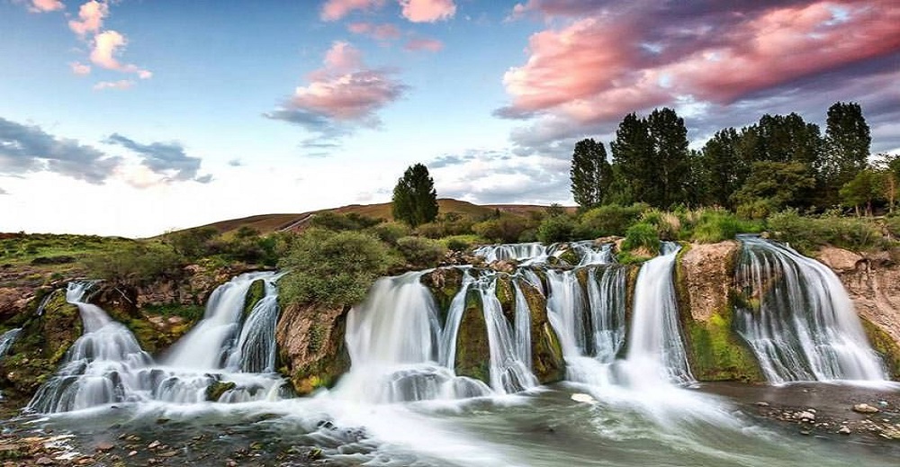 راهنمای سفر به وان ترکیه 5 آبشار مرادیه