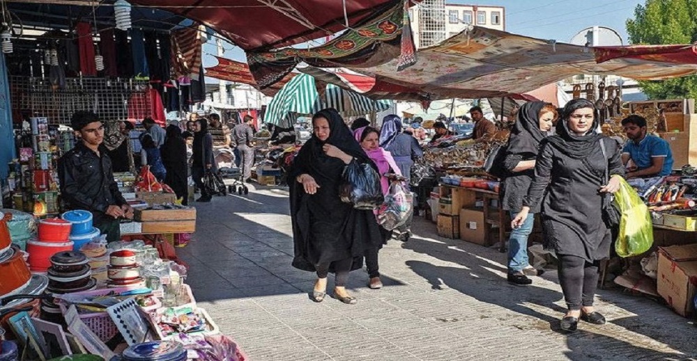تجربه ای خاطره انگیز در سفر به بندر گناوه 6 بازار اصلی بندر گناوه