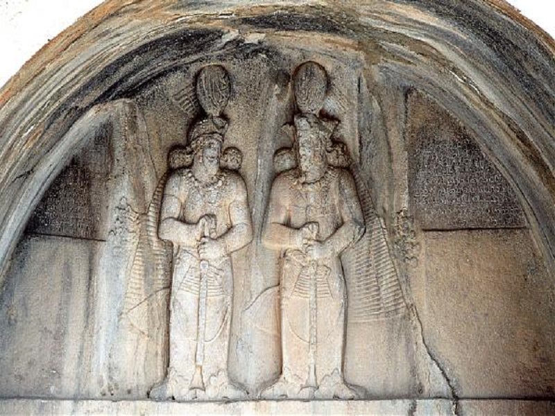 طاق بستان
