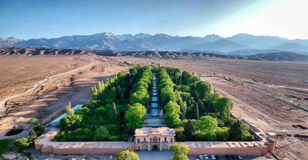 باغ شازده در دل کویر