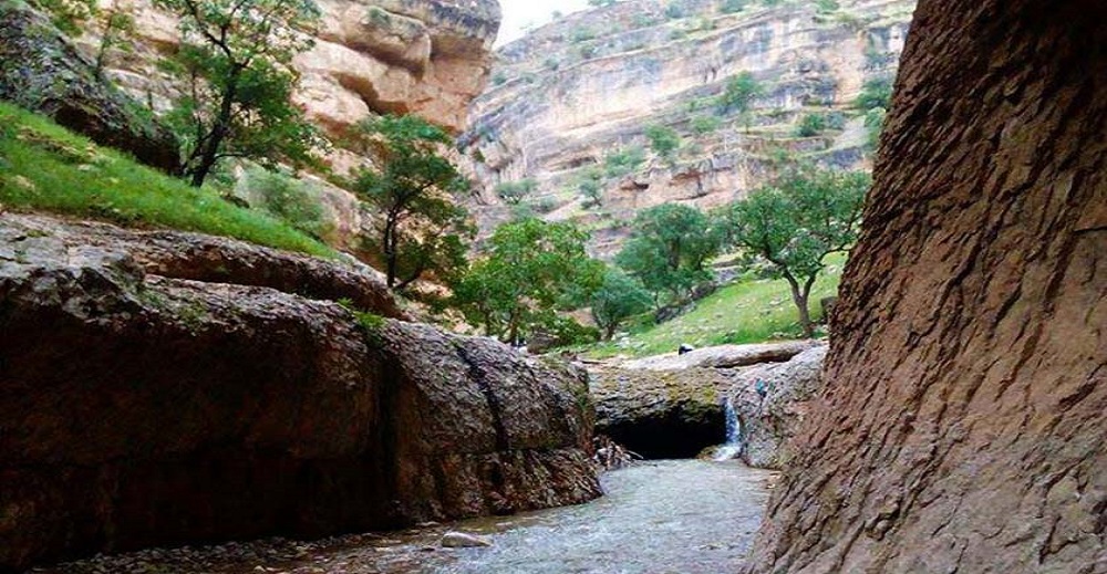 موقعیت جغرافیایی تنگه شیرز