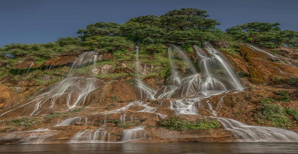 تصویر از با بی‌نظیرترین آبشارهای لرستان آشنا شوید