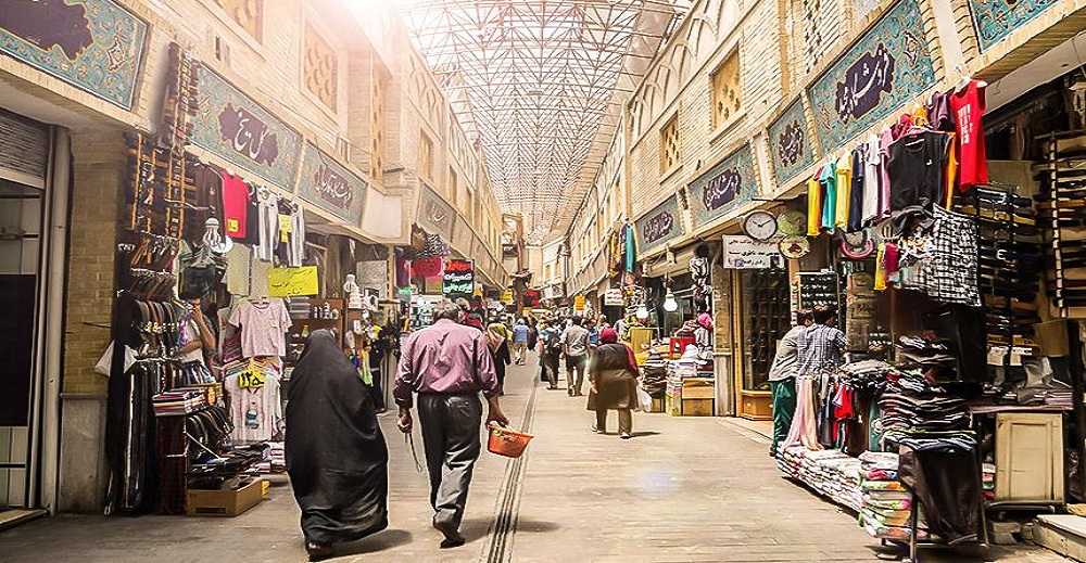 نمای درونی بازار تجریش