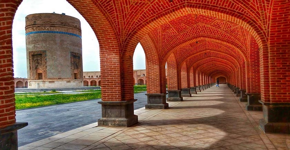 آرامگاه شیخ حیدر