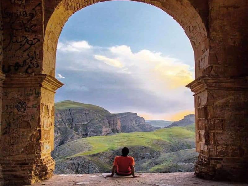 بازدید از جاذبه های دیدنی آذربایجان غربی 10 قلعه ضحاک