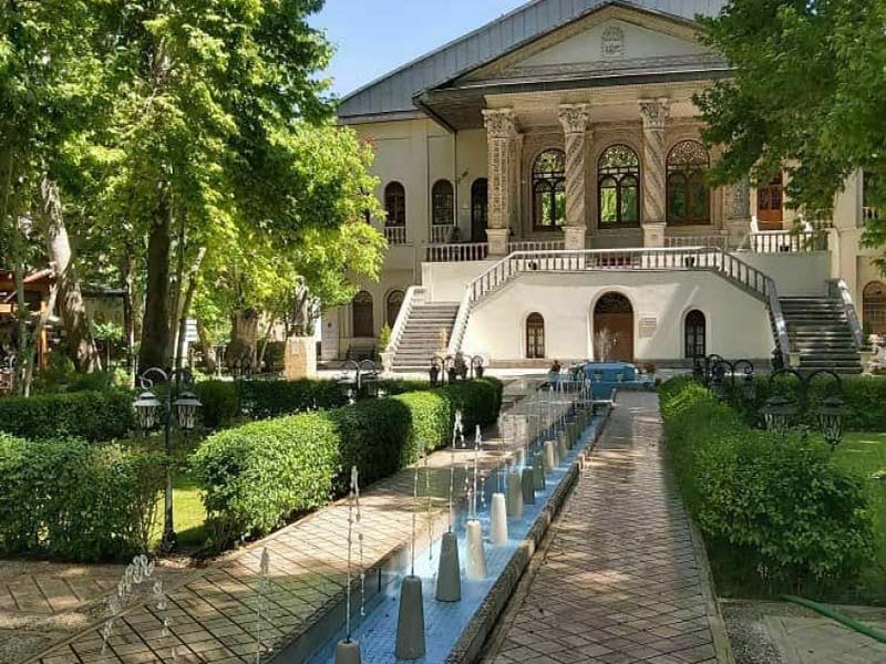 آشنایی با موزه سینما تهران | عاشقانه ها در عمارت باغ فردوس 3 موزه سینما تهران