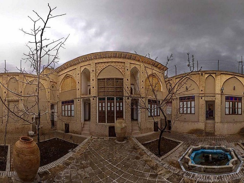 موزه آشتیان