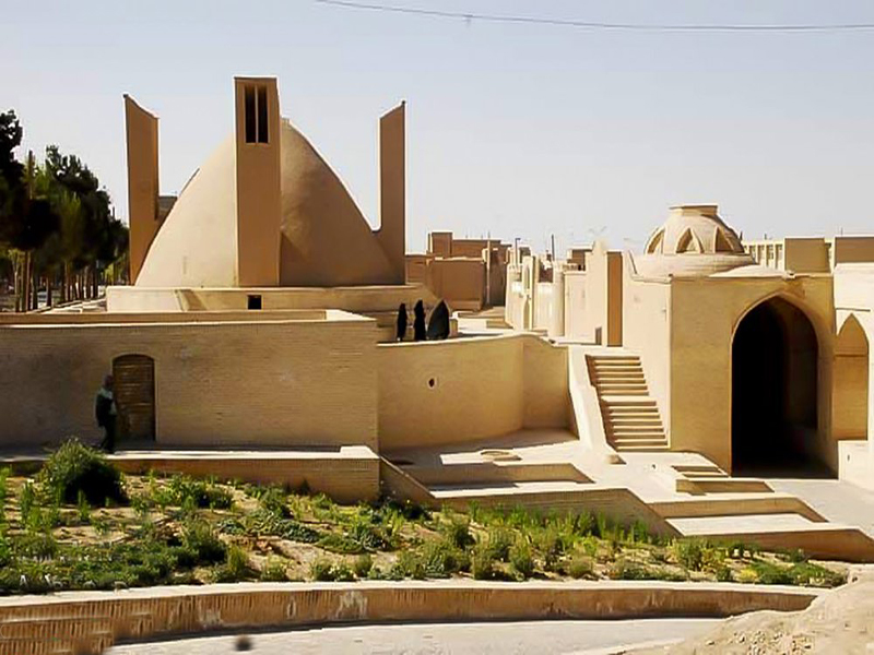 راهنمای سفر به شهر تاریخی میبد یزد 3 بهترین زمان سفر به میبد