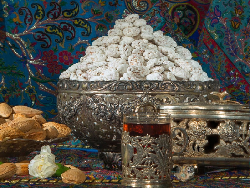 فهرستی از بهترین سوغات یزد 4 نقل یزدی