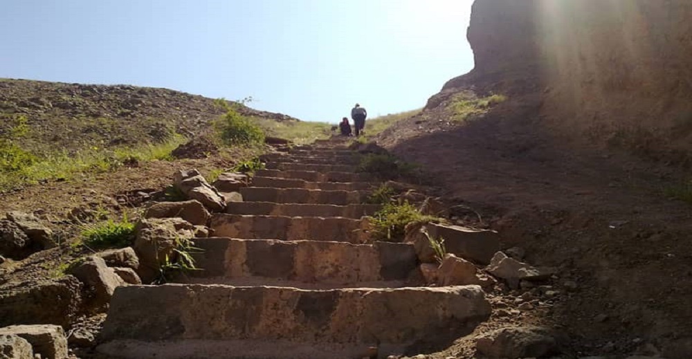 مسیرهای دسترسی به قلعه الموت