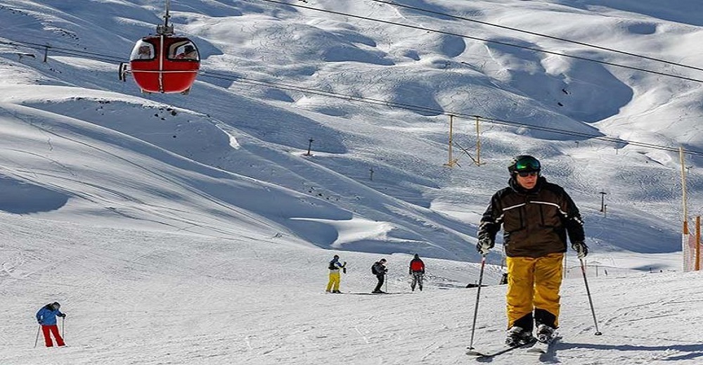 معرفی بهترین جاهای دیدنی ایران در زمستان 2 پیست اسکی دیزین