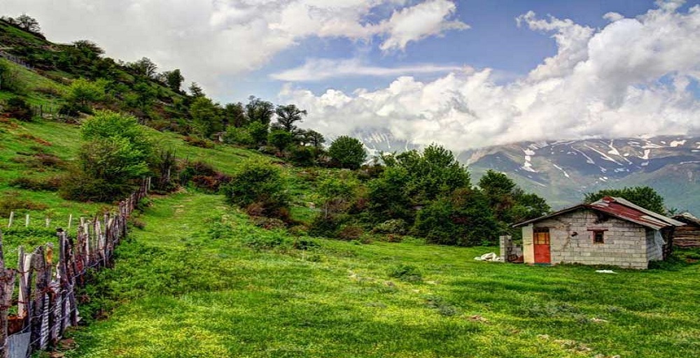 روستای سیاه بیشه