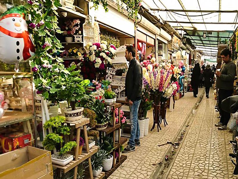 بهترین زمان برای رفتن به بازار گل محلاتی