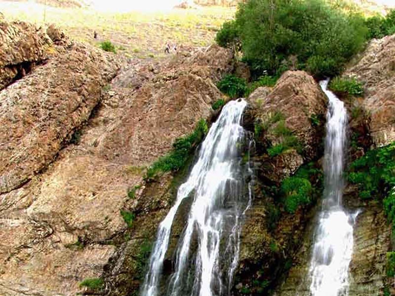 آبشار دوقلو