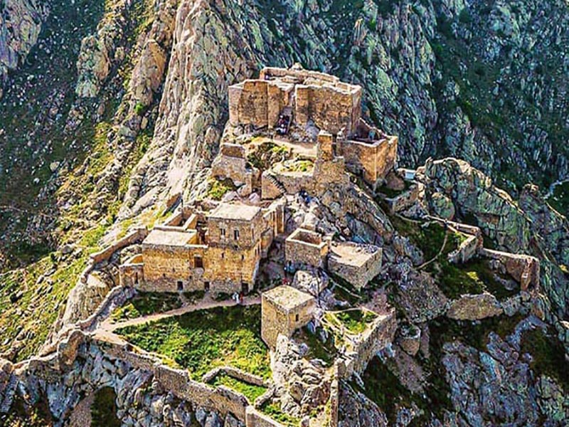 آشنایی با طبیعت بکر جنگل های ارسباران 2 قلعه بابک