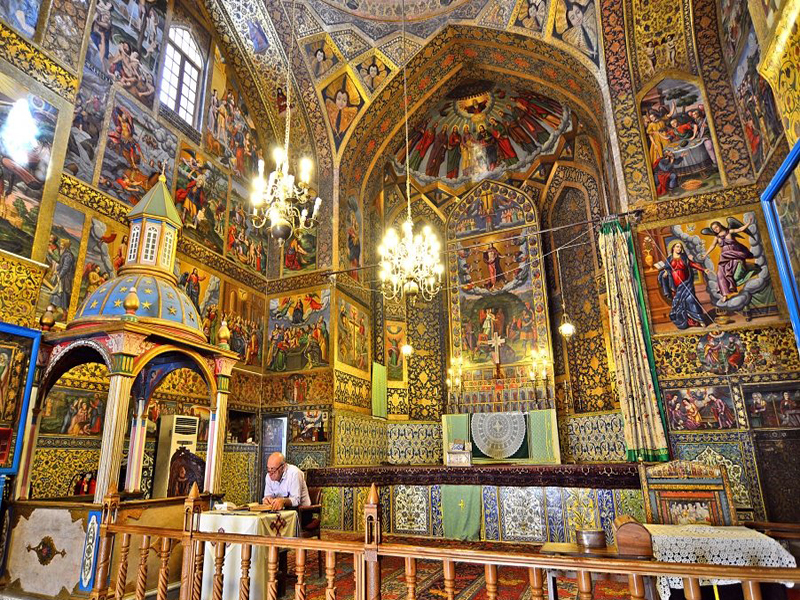 معرفی کلیسای وانک