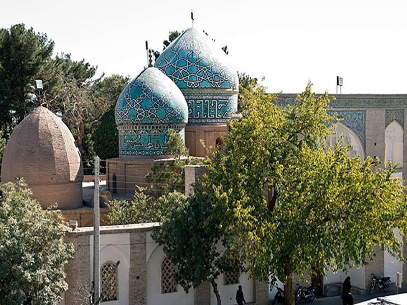 معرفی لیدر محلی کرمان + جاذبههای گردشگری 6 آرامگاه مشتاقیه