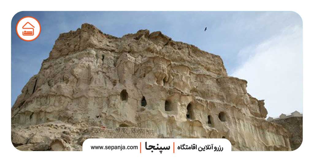 غار خربس قشم؛ گنجینهای تاریخی در دل طبیعت 3 غار خربس قشم؛ گنجینهای تاریخی در دل طبیعت