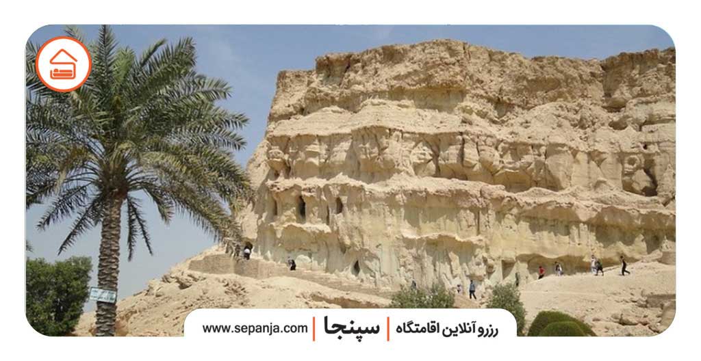 غار خربس قشم؛ گنجینهای تاریخی در دل طبیعت 4 جاذبههای دیدنی اطراف غار خربس