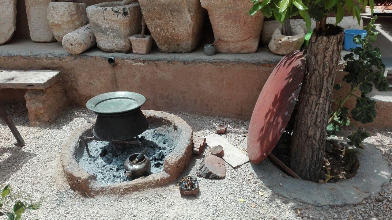 Eco-tourism خانه سنتی در لپویی