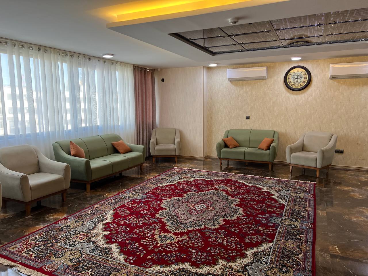 townee اجاره آپارتمان مبله در فرهنگ شهر شیراز