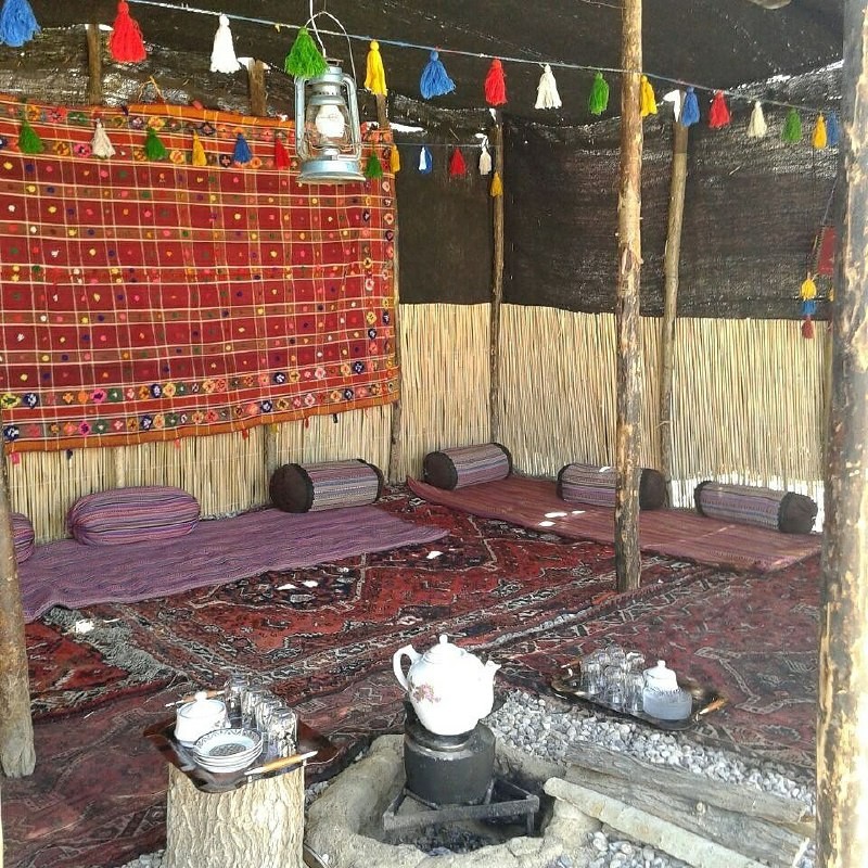 بوم گردی اجاره خانه سنتی در فسا-چادر 2
