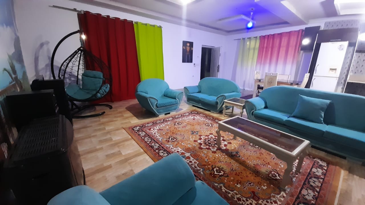Suburbs اجاره ویلا با استخر سرپوشیده در چهارباغ کرج - کردان