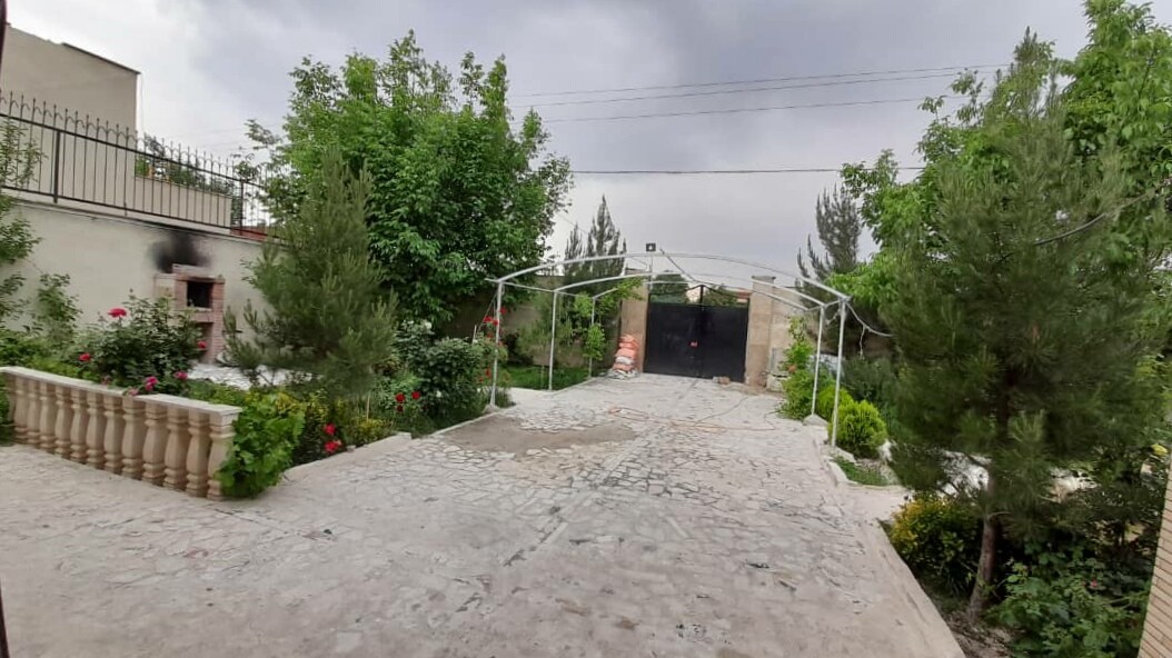 حومه شهر اجاره ویلا با استخر سرپوشیده در چهارباغ کرج - کردان