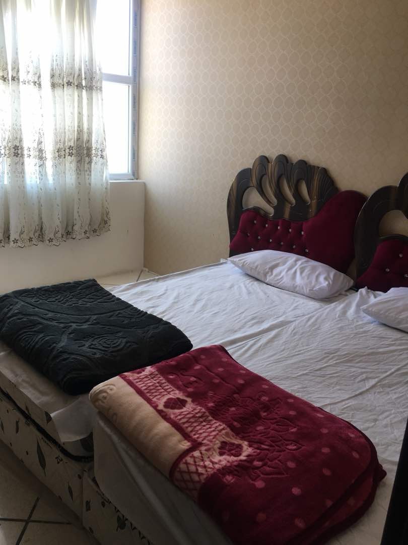 شهری اجاره آپارتمان ارزان قیمت دو خواب در هفت تنان شیراز