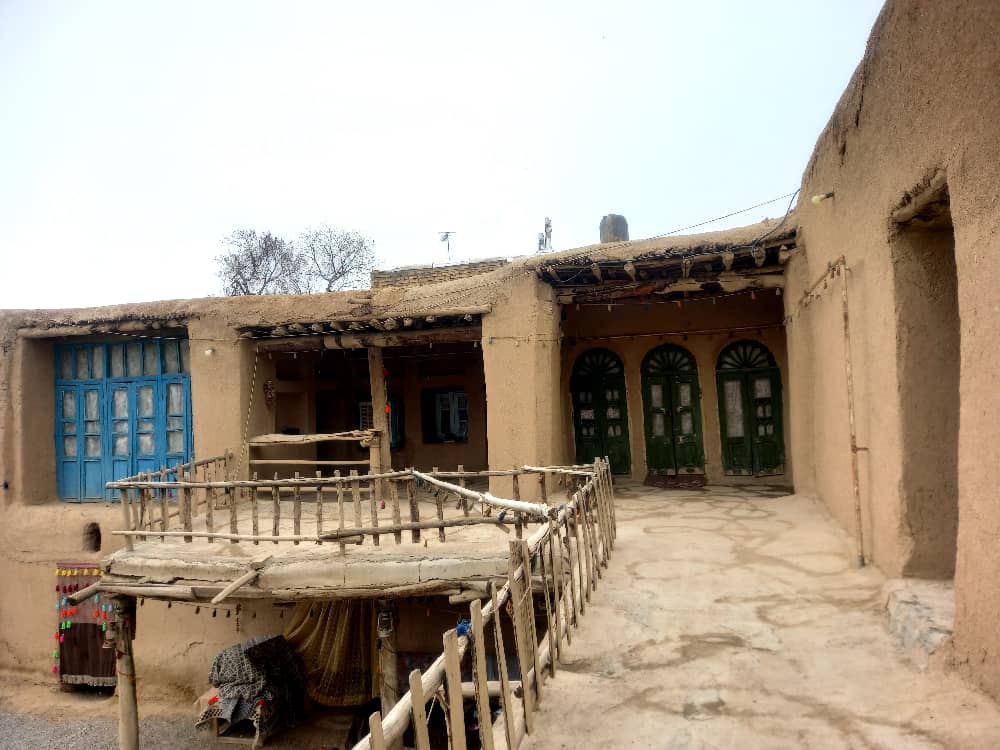 روستایی اجاره اتاق سنتی در روستا امزادجرد همدان - اتاق 1