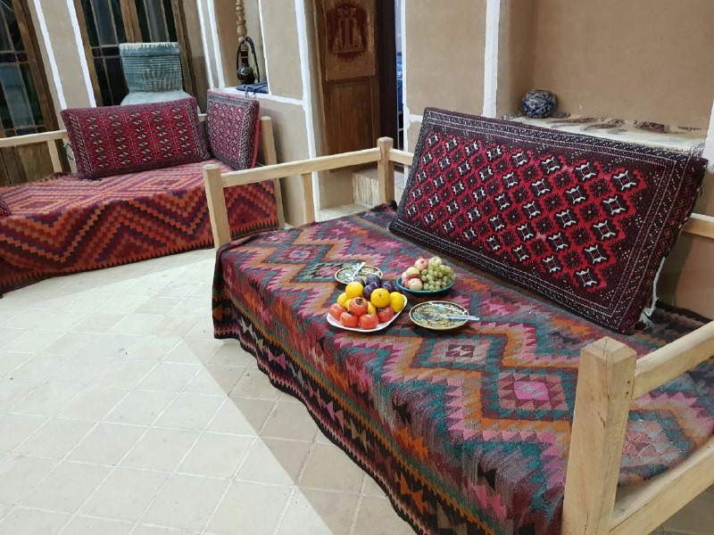 Eco-tourism اتاق بومگردی در امامزاده یحیی زواره 