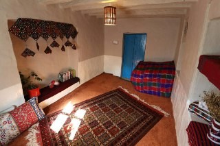 Eco-tourism اجاره خانه سنتی در آزادشهر -اتاق زیتون