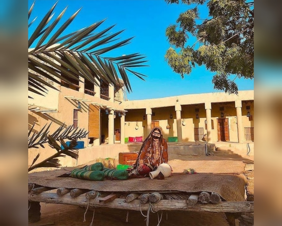 بوم گردی اجاره اتاق سنتی در نقاشه قشم - عبید